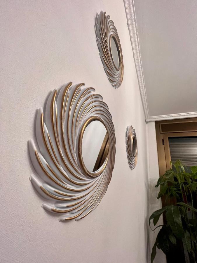 Room Familiar Sants برشلونة المظهر الخارجي الصورة